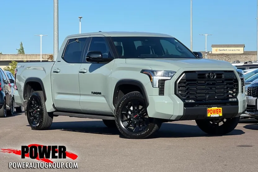 2025 Toyota Tundra Limited photo 1