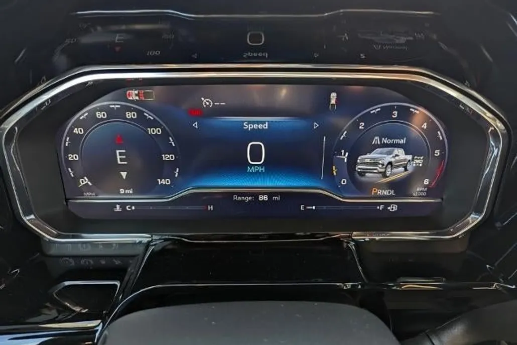 2025 Chevrolet Silverado 1500 LT photo 1