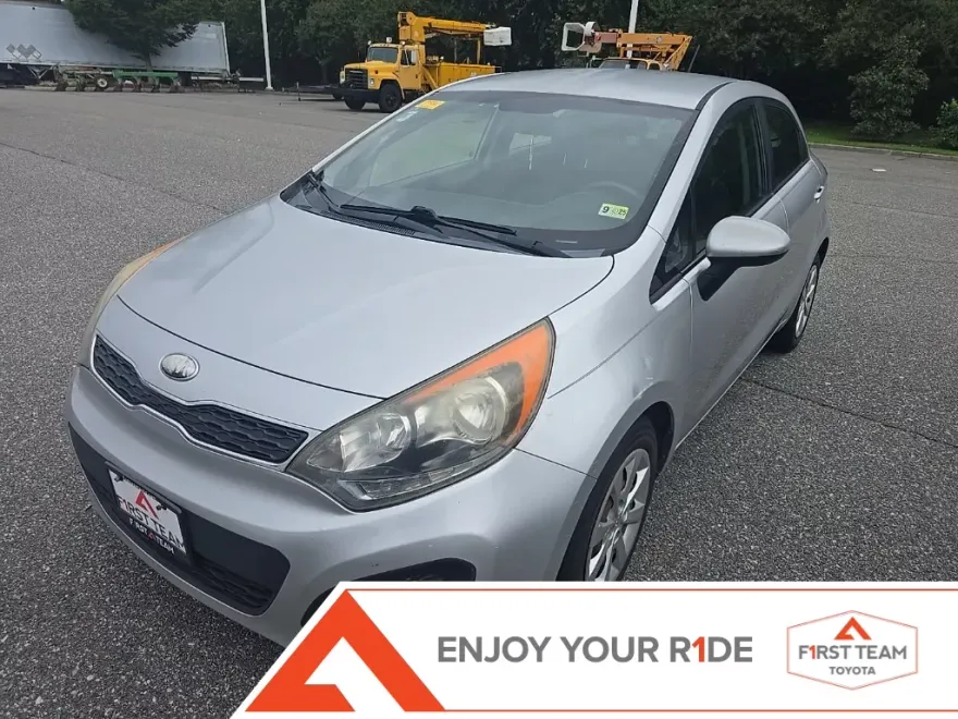 2013 Kia Rio EX photo 1