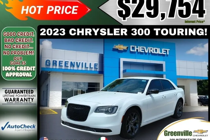 2023 Chrysler 300 Touring photo 1