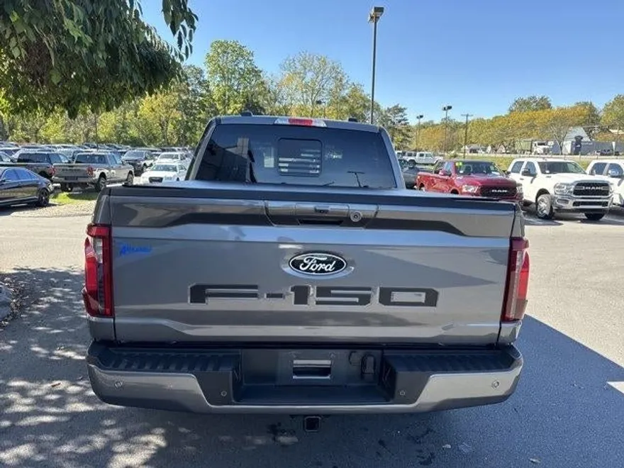 2024 Ford F-150 XLT photo 1