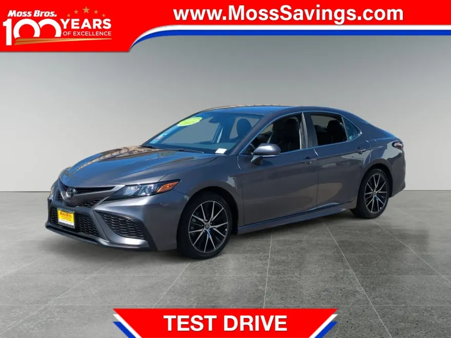 2023 Toyota Camry SE photo 1