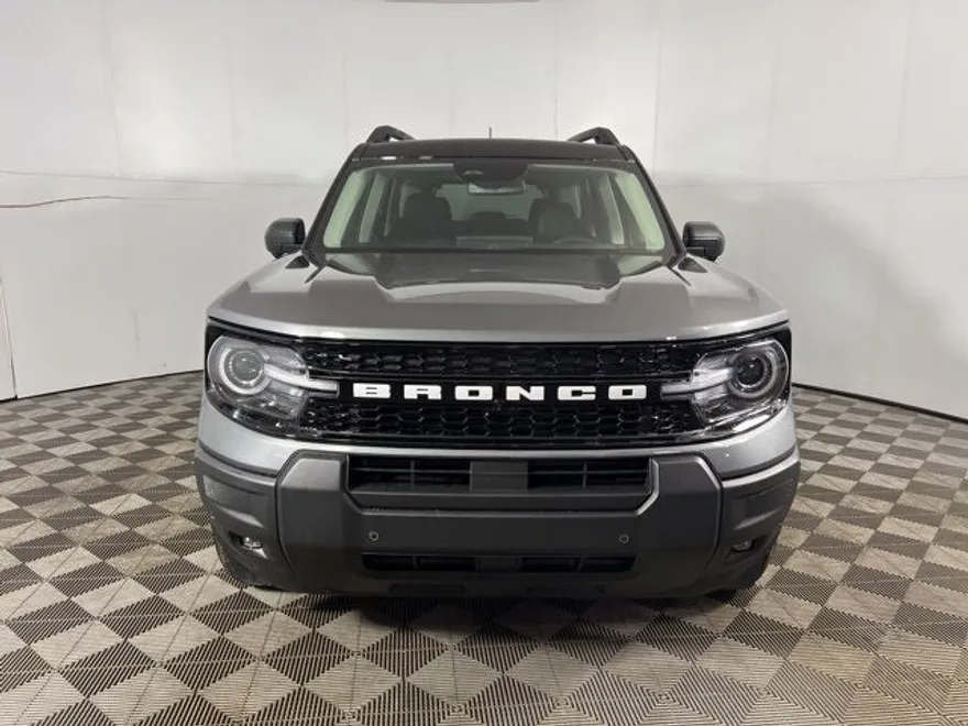 2025 Ford Bronco Sport Outer Banks photo 1