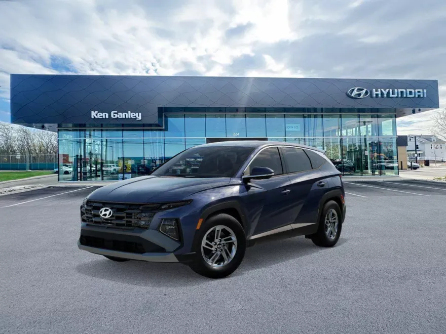 2026 Hyundai Tucson SE photo 1