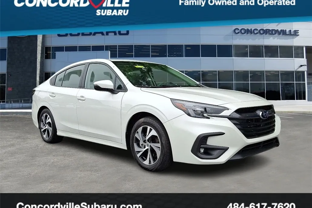 2025 Subaru Legacy Premium photo 1