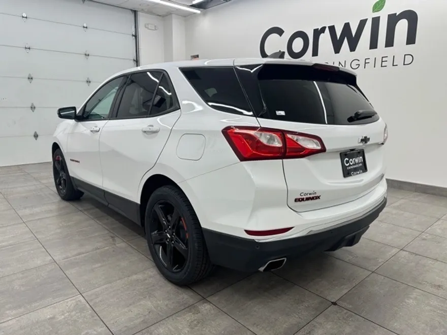 2019 Chevrolet Equinox LT photo 1
