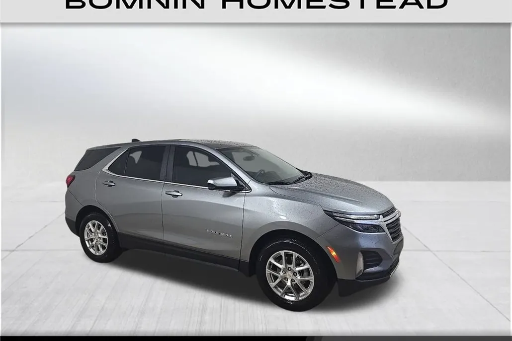 2024 Chevrolet Equinox LT photo 1