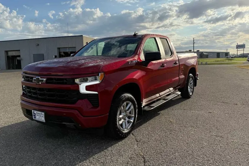 2022 Chevrolet Silverado 1500 RST photo 1