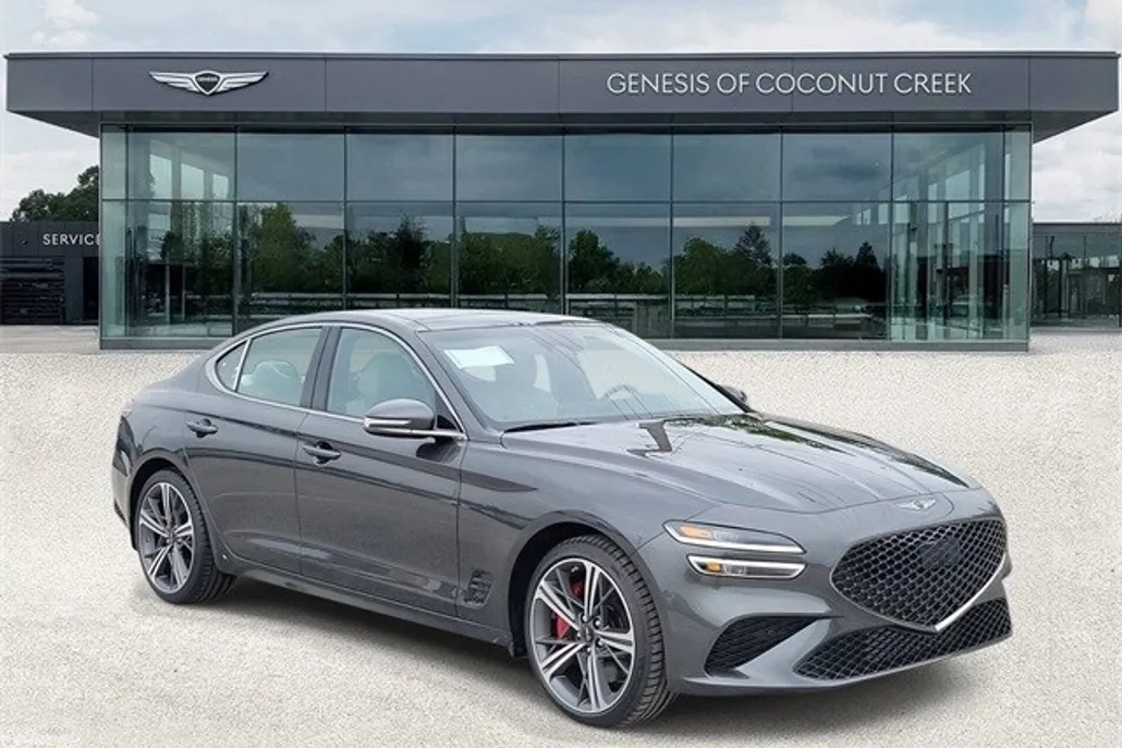 2025 Genesis G70 3.3T Sport Advanced photo 1