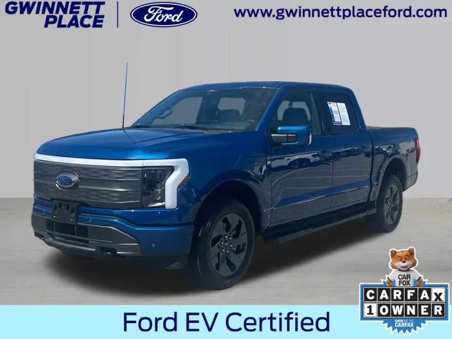 2022 Ford F-150 Lightning Lariat photo 1