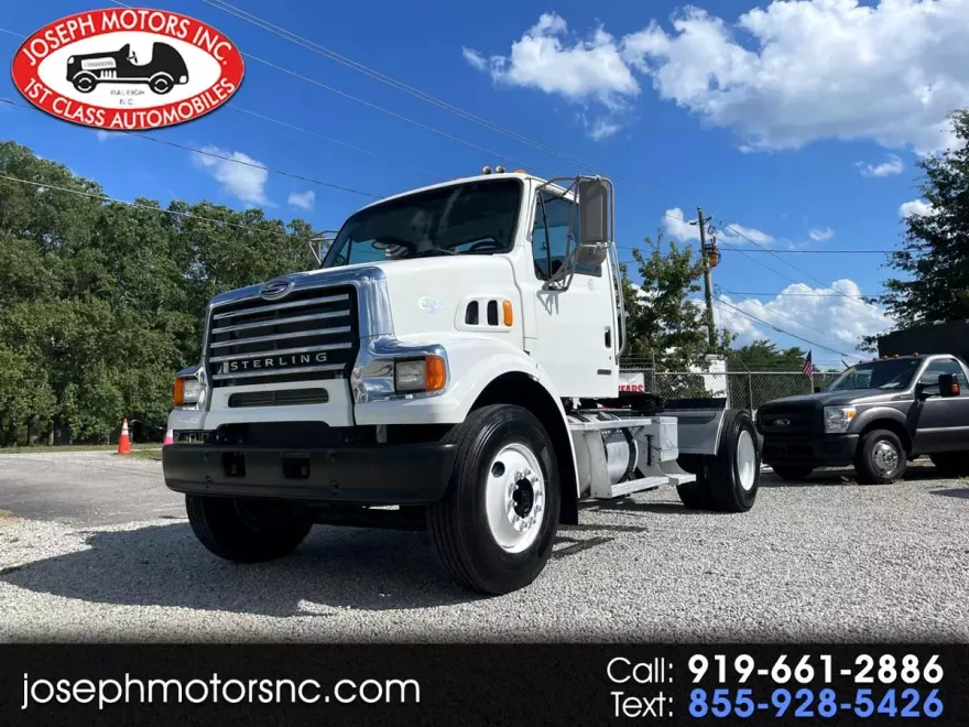 2009 Sterling Truck L7500 series photo 1