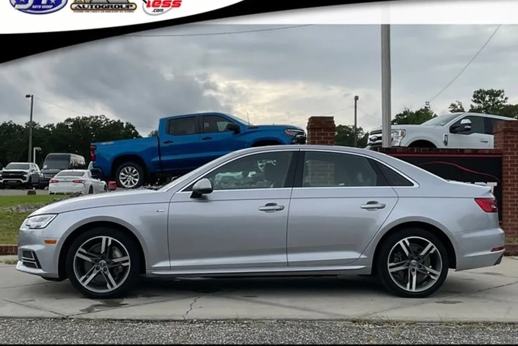2017 Audi A4 2.0T Premium Plus photo 1