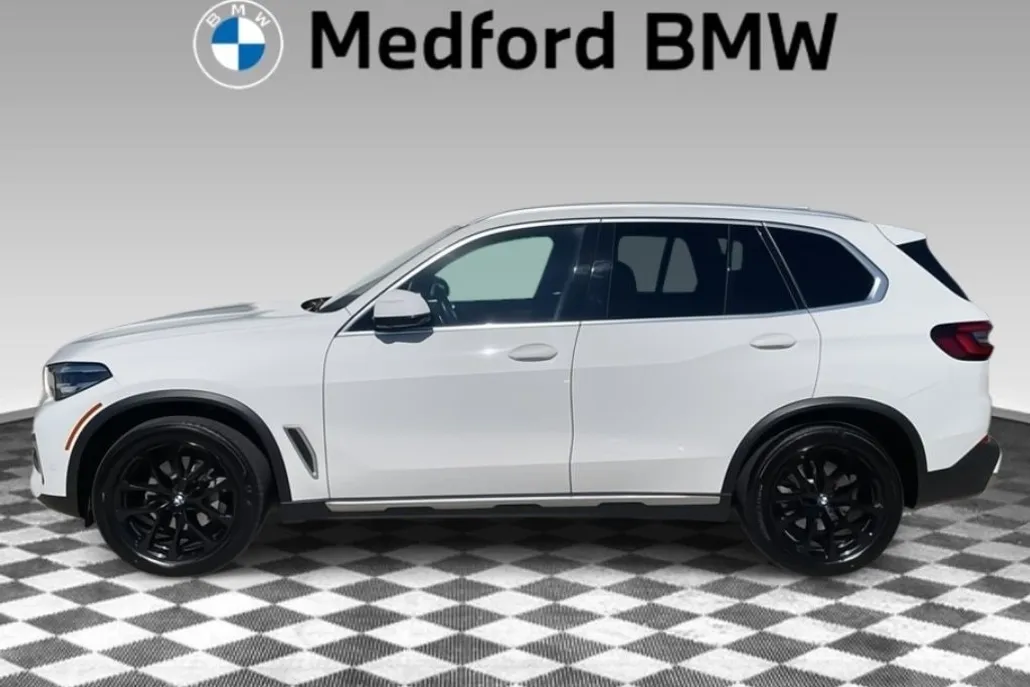 2022 Bmw X5 xDrive40i photo 1