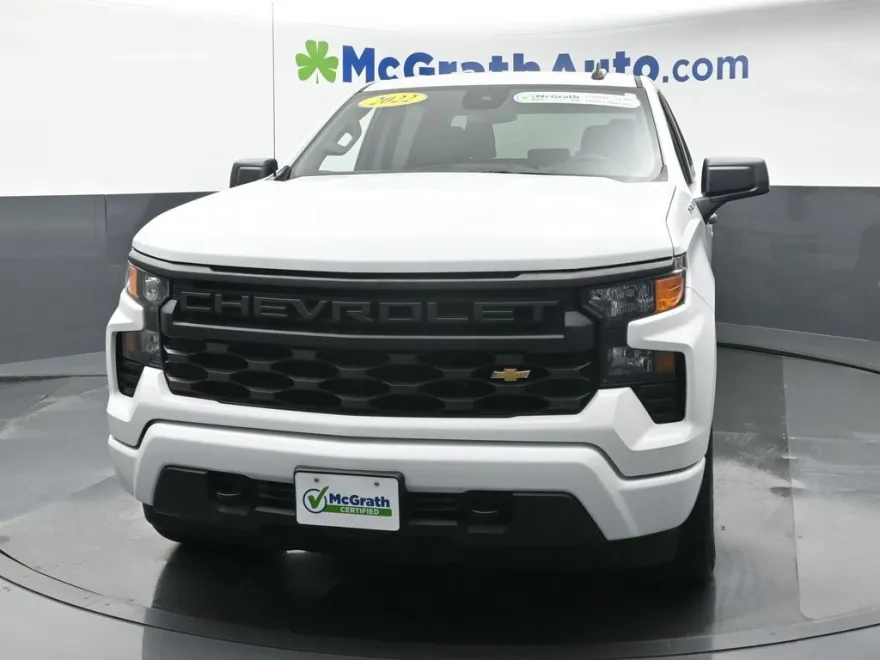 2024 Chevrolet Silverado 1500 Custom photo 1