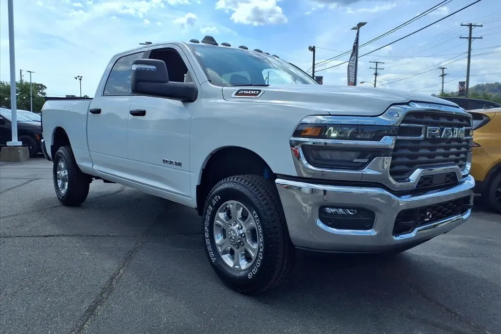 2025 Ram 2500 Big Horn photo 1