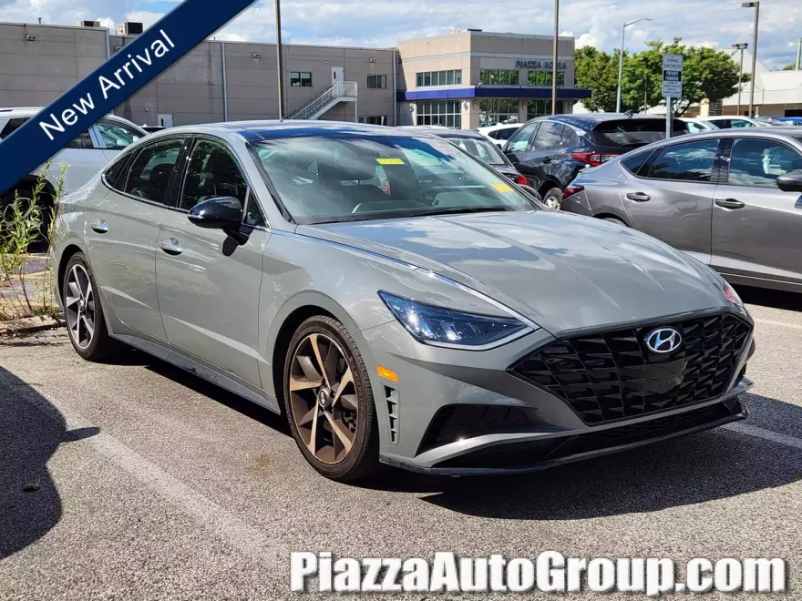 2022 Hyundai Sonata SEL Plus photo 1