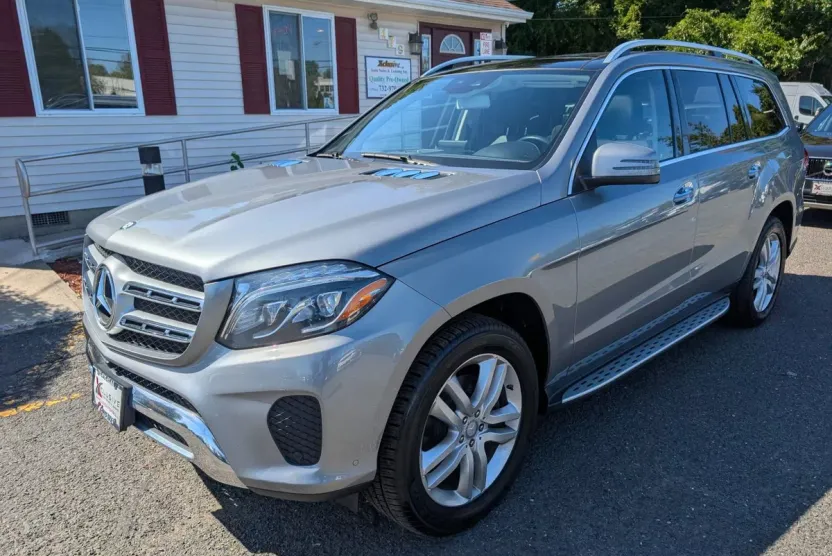 2017 Mercedes Benz GLS 450 photo 1