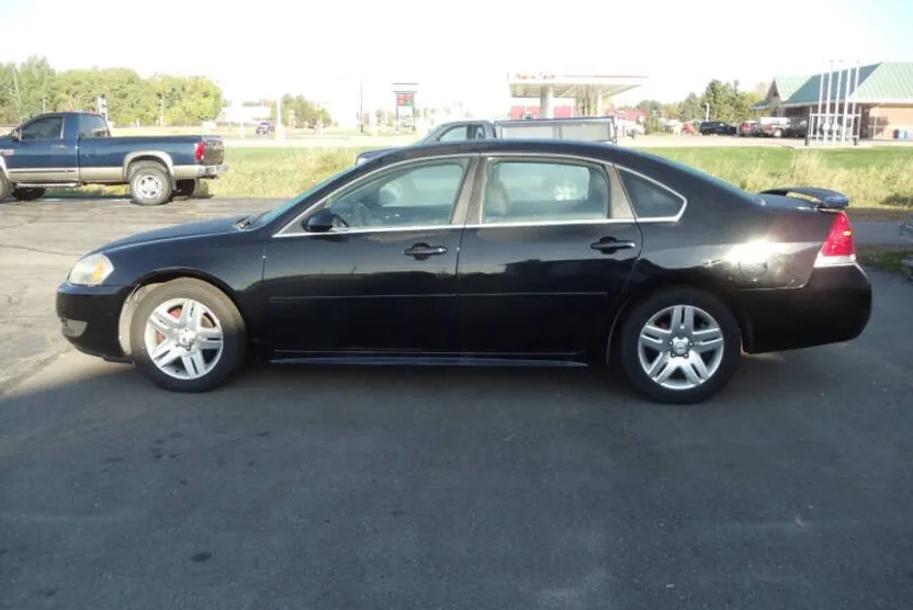 2011 Chevrolet Impala Fleet photo 1