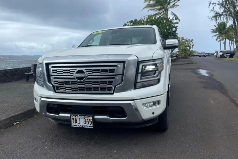 2024 Nissan Titan Platinum Reserve photo 1