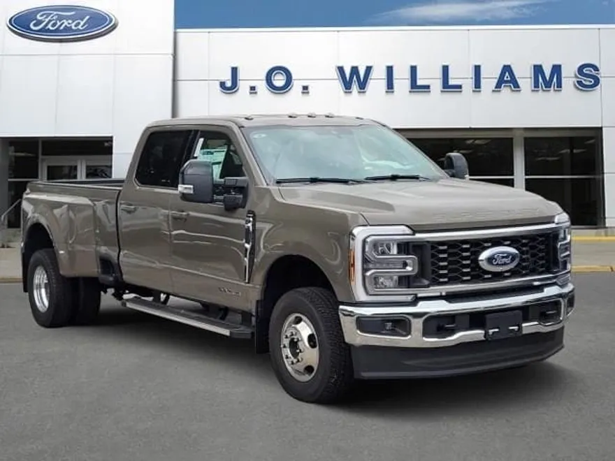2026 Ford F-350 photo 1