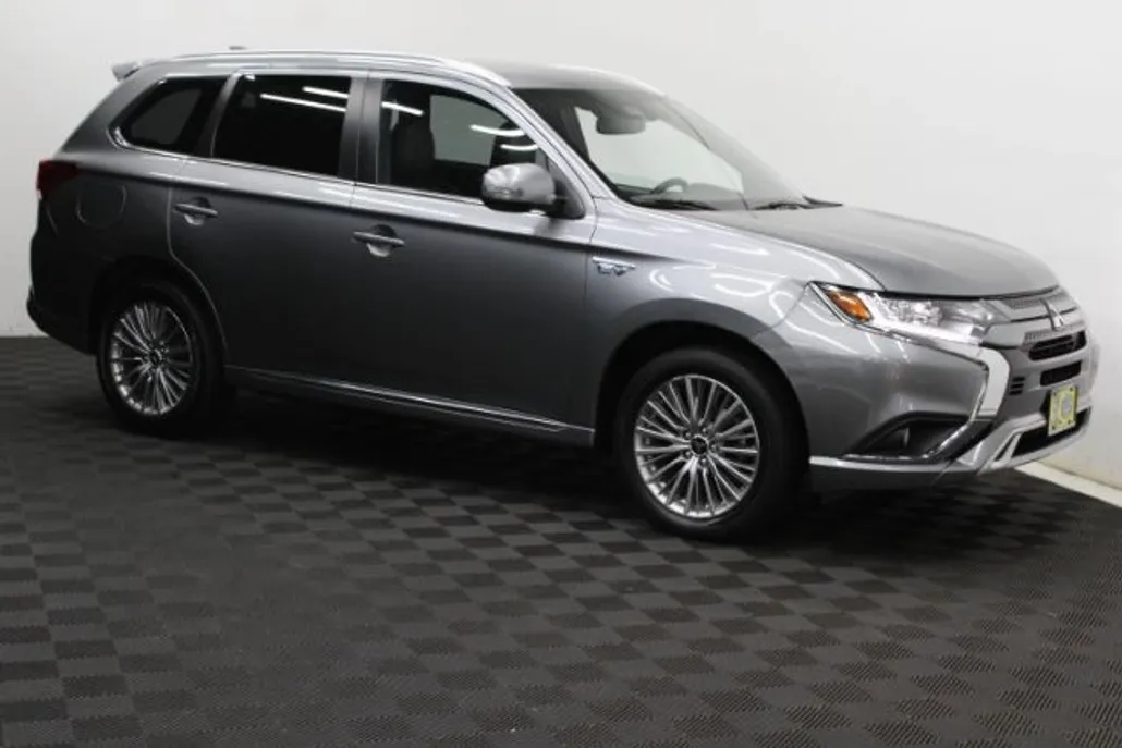 2022 Mitsubishi Outlander PHEV SEL LE GT S-AWC photo 1