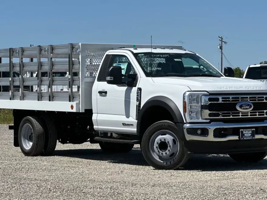 2024 Ford F-450 photo 1
