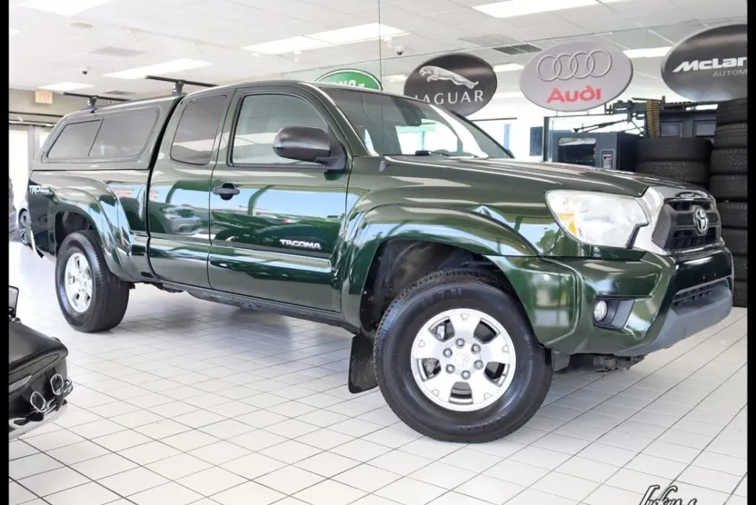 2013 Toyota Tacoma Access Cab V6 4x4 photo 1