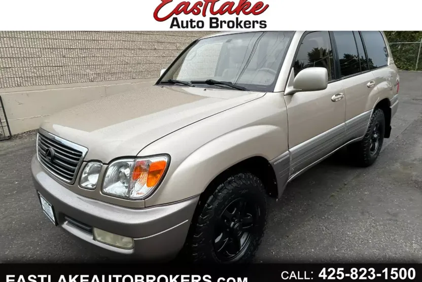 1998 Lexus LX 470 Base photo 1