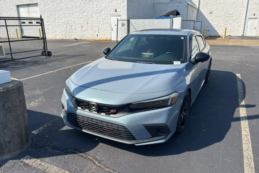 2022 Honda Civic Si photo 1