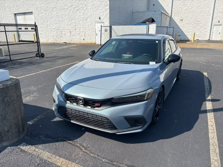 2022 Honda Civic Si photo 1