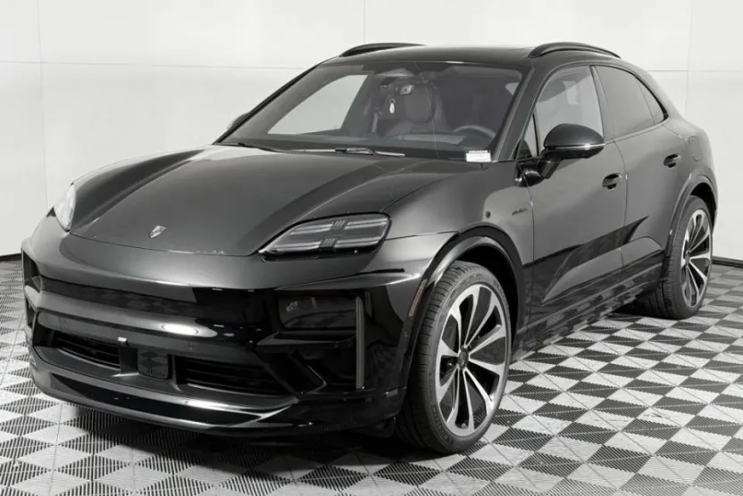 2025 Porsche Macan Turbo Electric photo 1