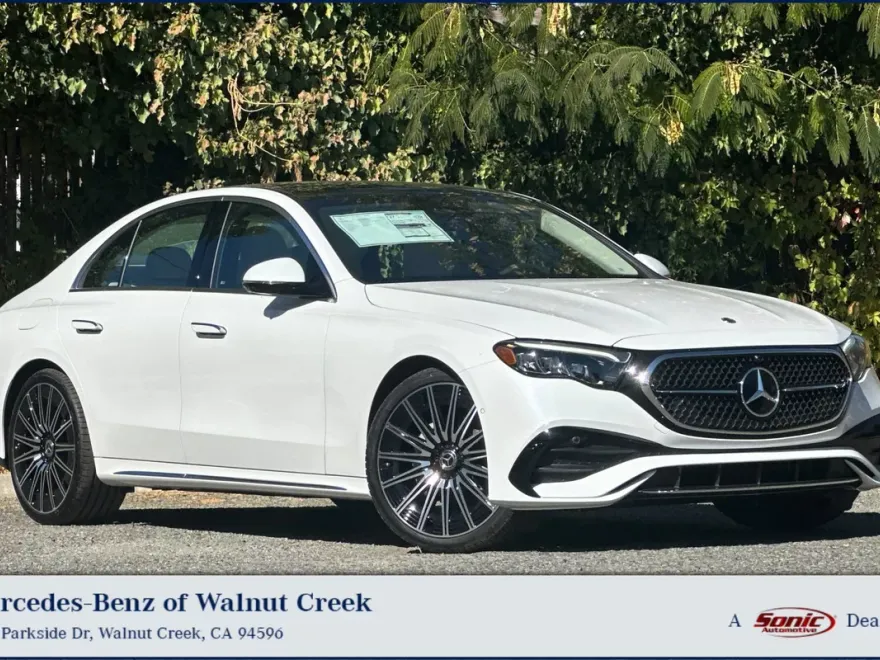 2025 Mercedes Benz E 350 4MATIC photo 1