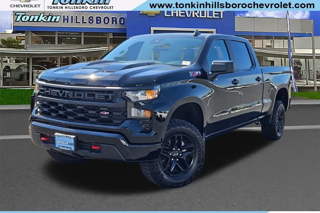 2025 Chevrolet Silverado 1500 Custom Trail Boss photo 1