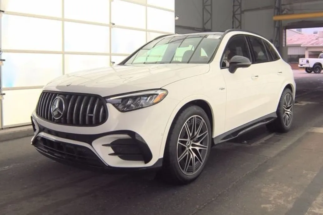 2025 Mercedes Benz GLC 43 AMG 4MATIC photo 1