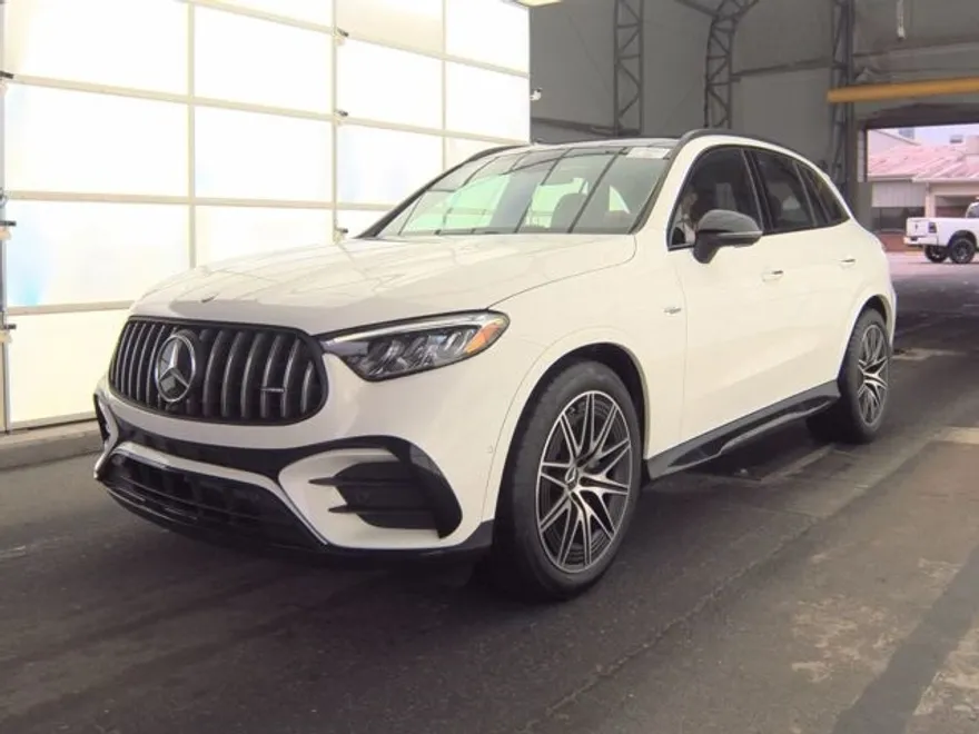 2025 Mercedes Benz GLC 43 AMG 4MATIC photo 1