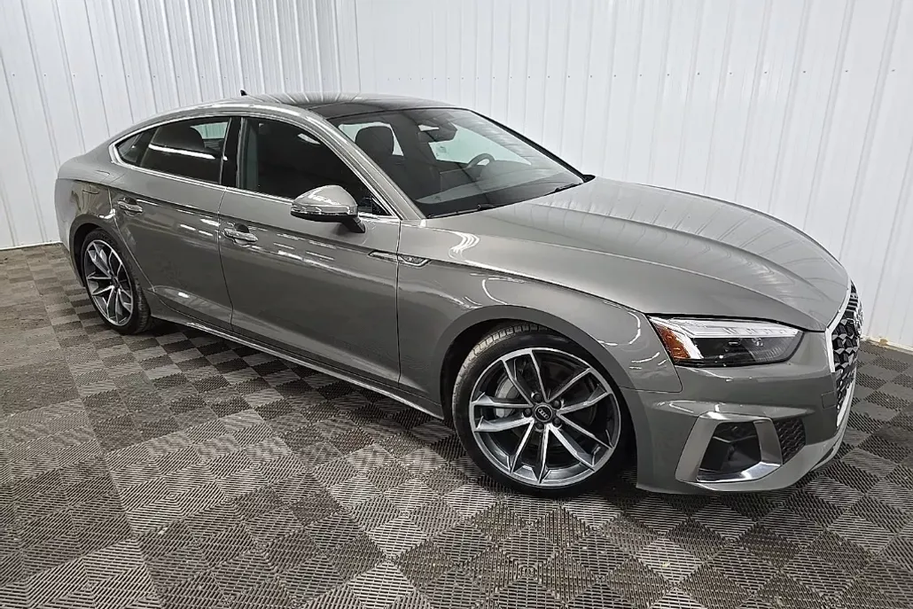 2024 Audi A5 45 S line Premium Quattro photo 1