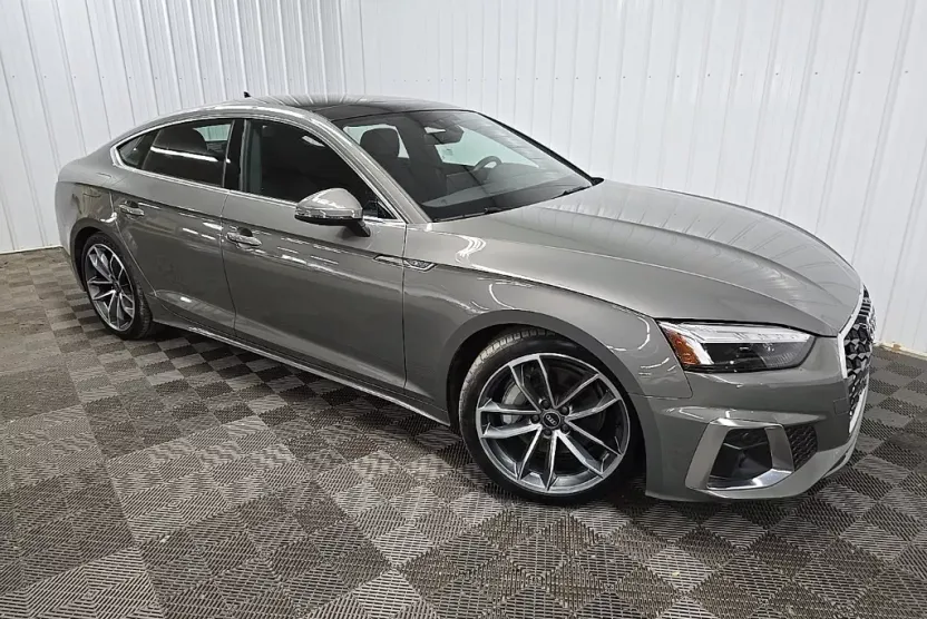 2024 Audi A5 45 S line Premium Quattro photo 1