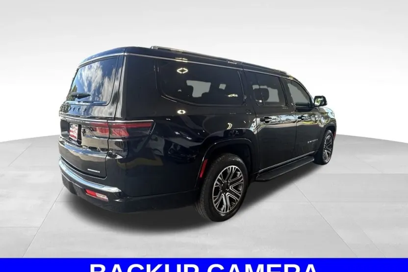 2024 Jeep Wagoneer L Series II photo 1