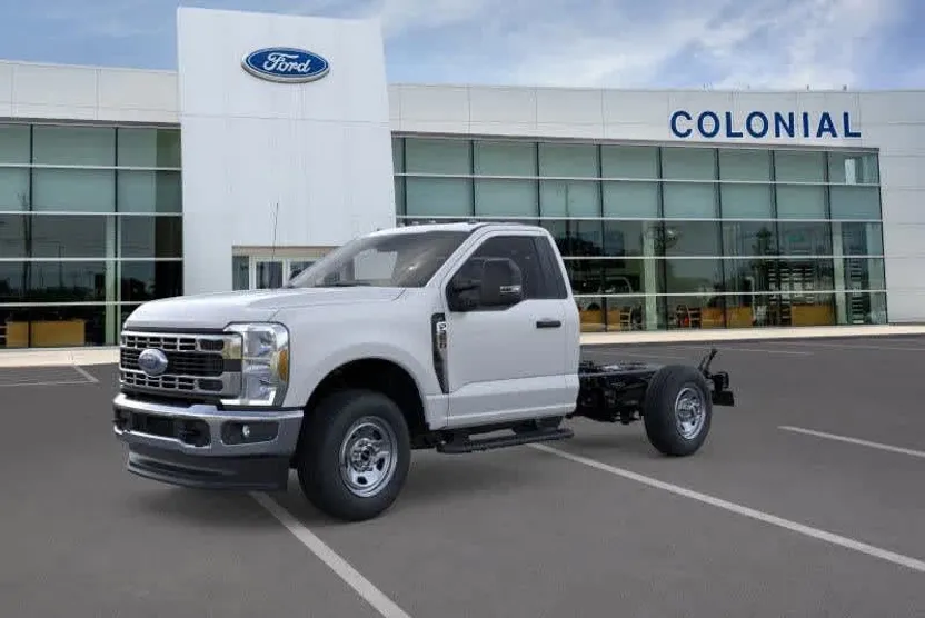 2026 Ford F-350 photo 1