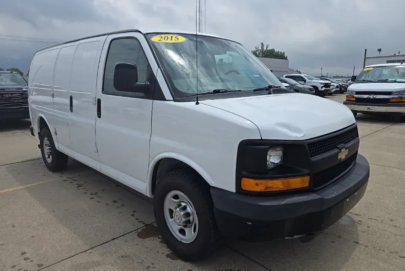 2015 Chevrolet Express 2500 Work Van Cargo photo 1