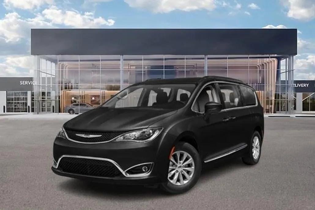 2020 Chrysler Pacifica Limited photo 1