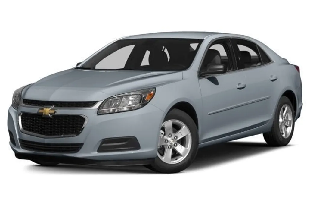 2015 Chevrolet Malibu LTZ photo 1