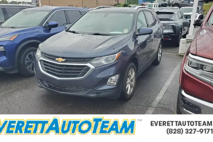 2018 Chevrolet Equinox LT photo 1