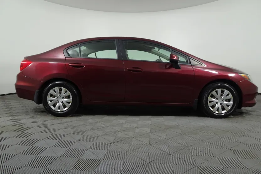 2012 Honda Civic LX photo 1