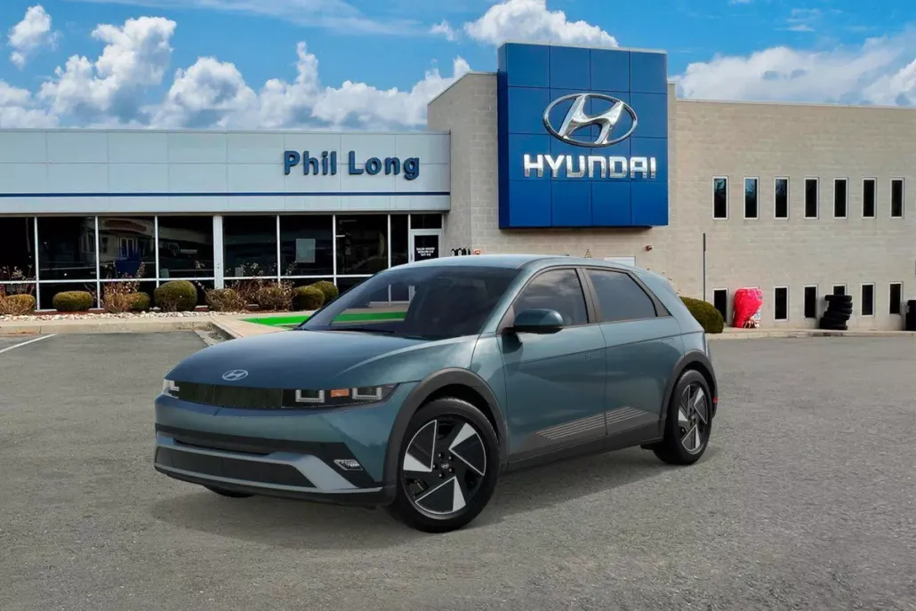 2025 Hyundai Ioniq 5 SE photo 1