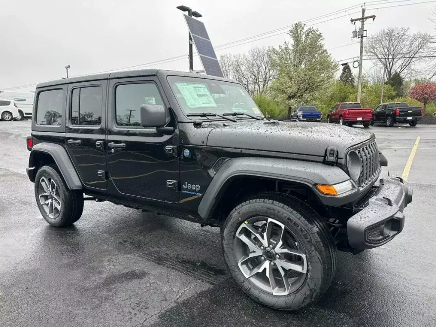 2025 Jeep Wrangler Sport S 4xe photo 1