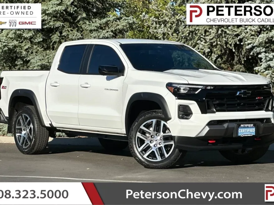 2024 Chevrolet Colorado Z71 photo 1