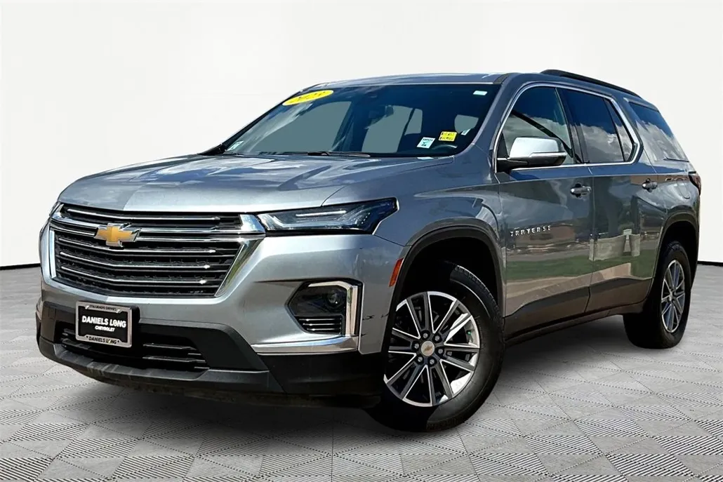 2023 Chevrolet Traverse Cloth photo 1