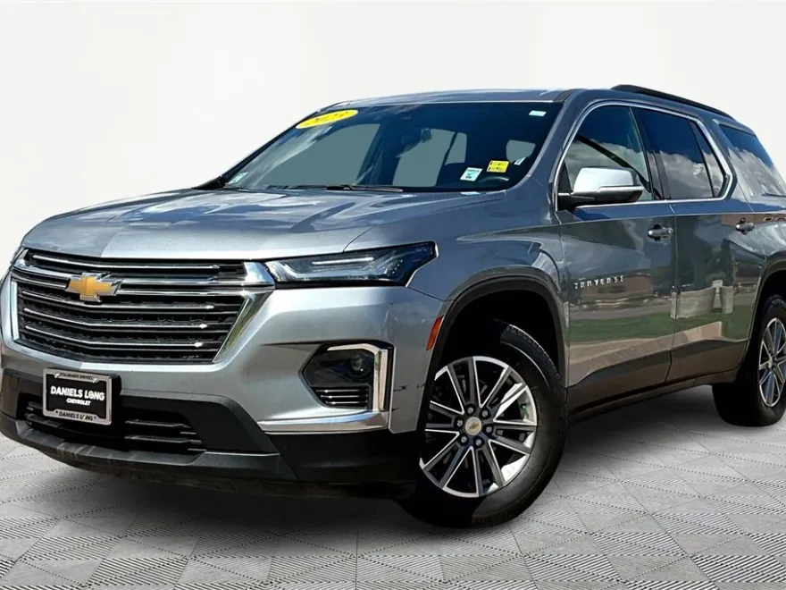 2023 Chevrolet Traverse Cloth photo 1