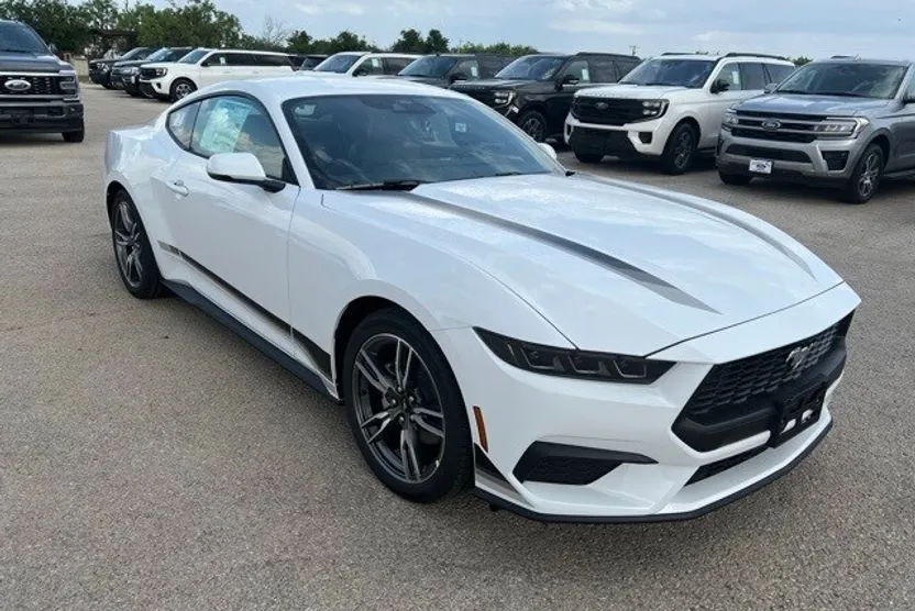 2025 Ford Mustang EcoBoost Premium photo 1